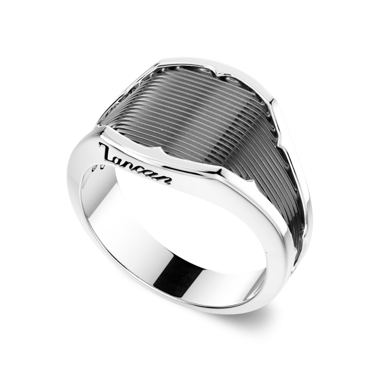 Anillo chevalier de plata Zancan.
