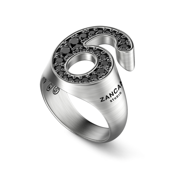 Anello Zancan Studio in argento e pietre.