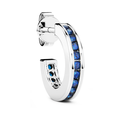 Boucle d'oreille Zancan en argent.