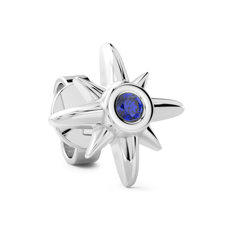 Boucle d'oreille Zancan en argent.