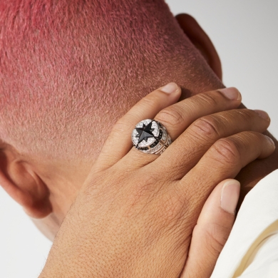 Anello Zancan in oro 18k e diamanti.