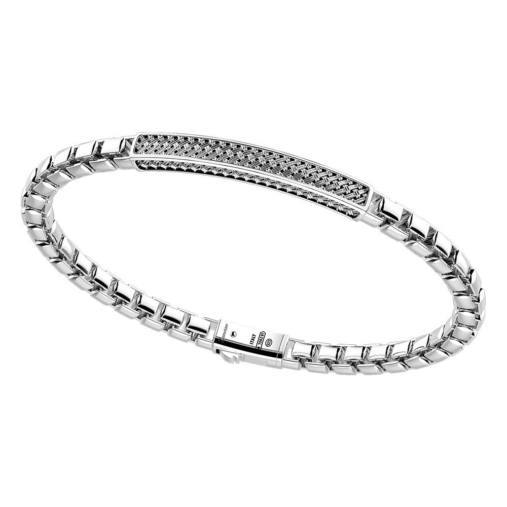 Bracciale in argento con lavorazione incrociata.