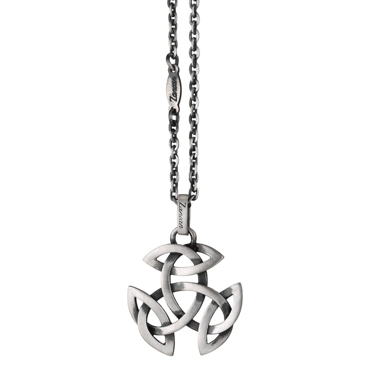 Collana in argento biker skull nero.