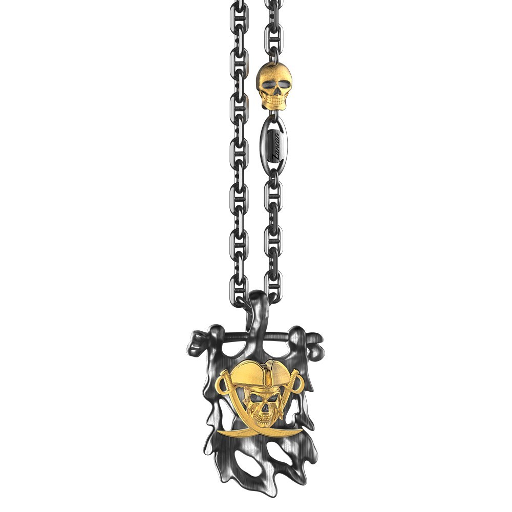 Collana in argento con pendente a pirata.