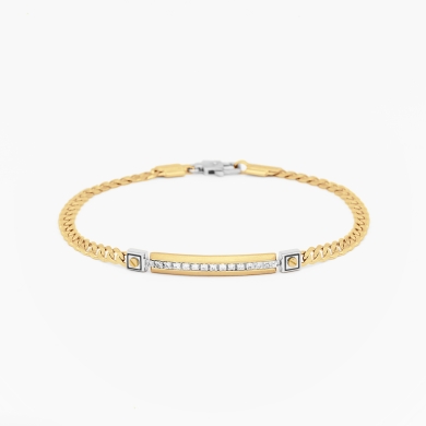 Bracciale da uomo in oro giallo con piastra centrale in diamanti bianchi.