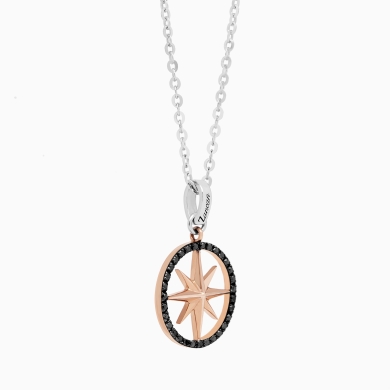 Collana da uomo dal design minimal con pendente rosa dei venti.