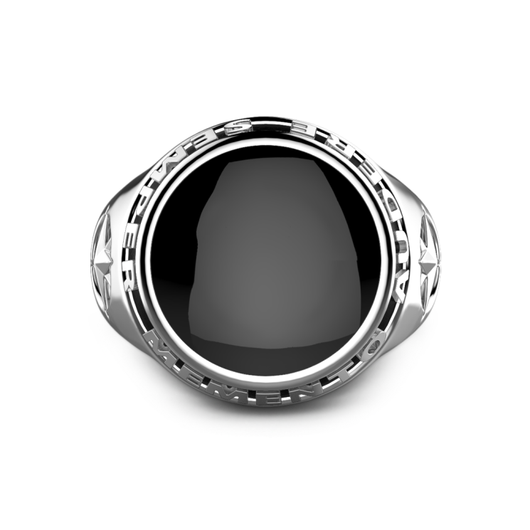 Anello Zancan in argento con onice nera e scritta in latino.