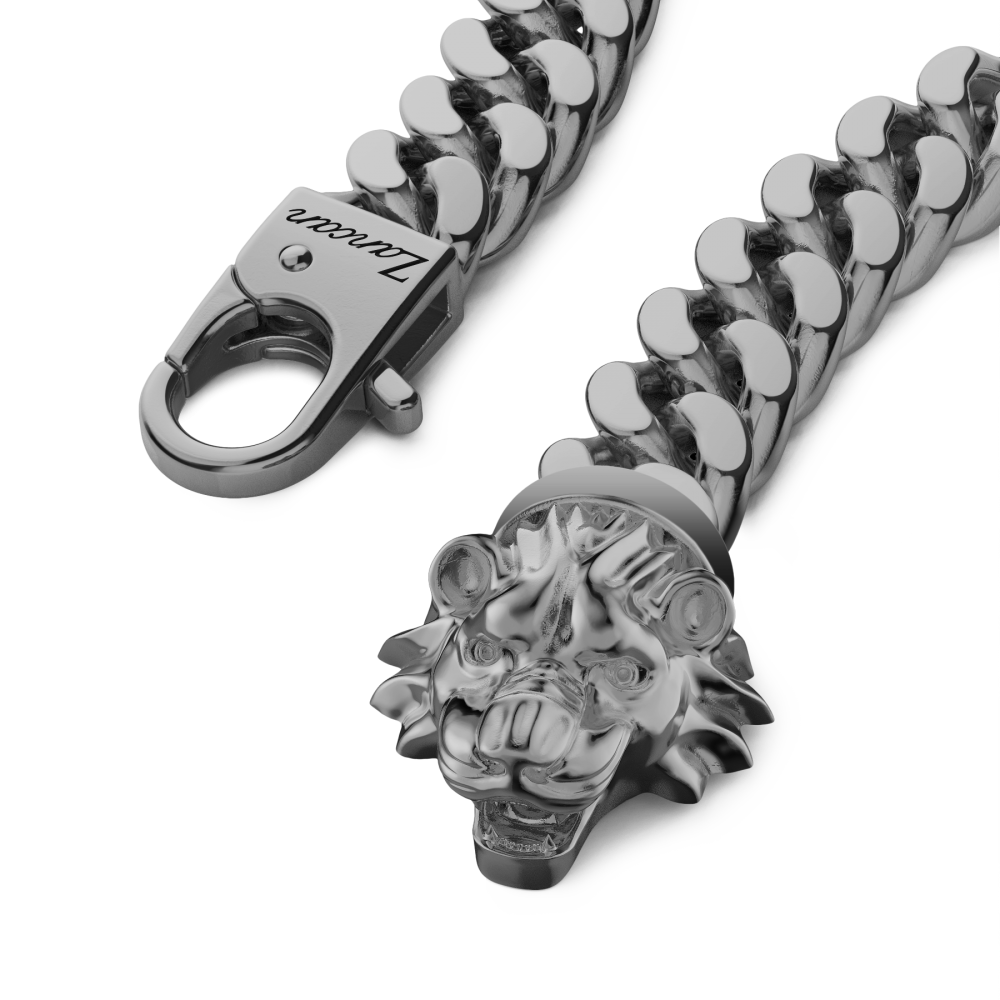 Zancan silver curb chain bracelet with lion head closure.