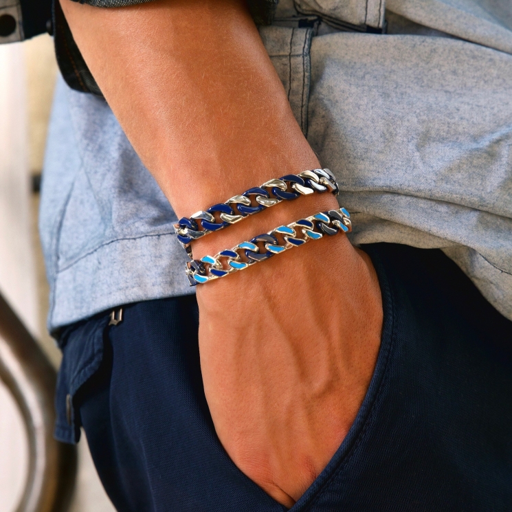Bracciale a grumette Zanca in argento e ceramica con maglie smaltate.