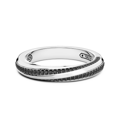 Anello a fede Zancan in argento e pietre nere.