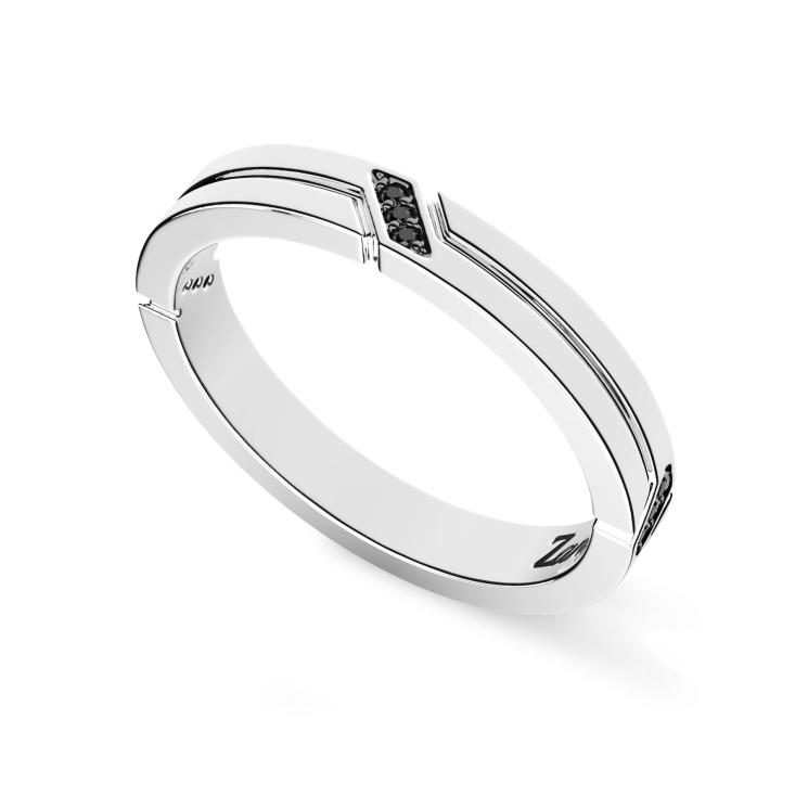 Anello a fede Zancan in argento e pietre nere.