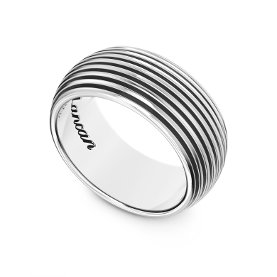 Zancan silver band ring with stripes.