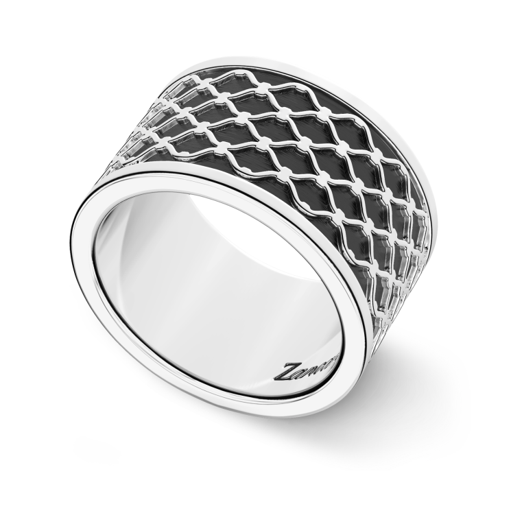 Anello a fascia larga Zancan in argento.