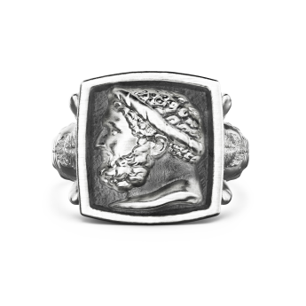Anello Zancan in argento con adone.