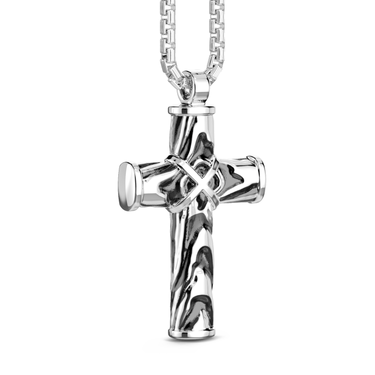 Zancan silver necklace with cross pendant.