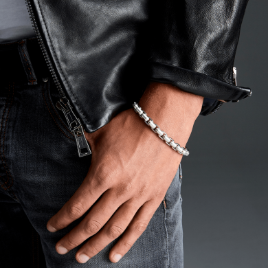 Zancan silver link-only bracelet.