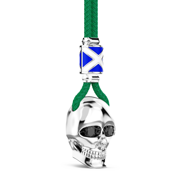 Collar Zancan de kevlar con colgante de calavera de plata.
